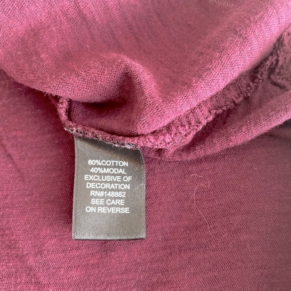 ***SOLD***Torrid Sharkbite Heart Swing Tunic Top - Size 1X - Picture 13 of 13